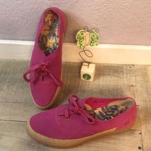 Like New Born Suede Leather Womens 9.5 Sneakers